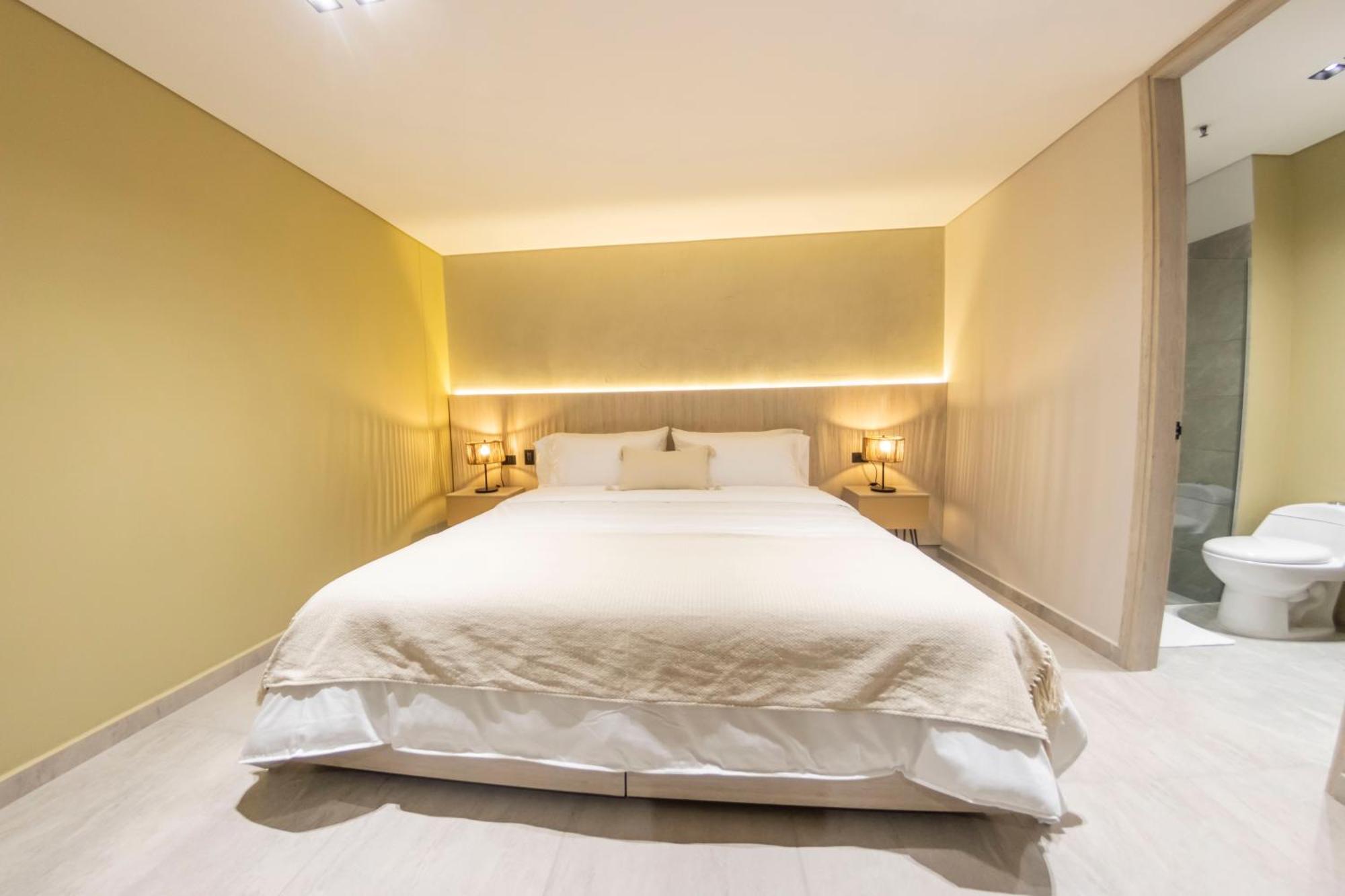 Sonata 44 Hotel Laureles 메딜린 외부 사진