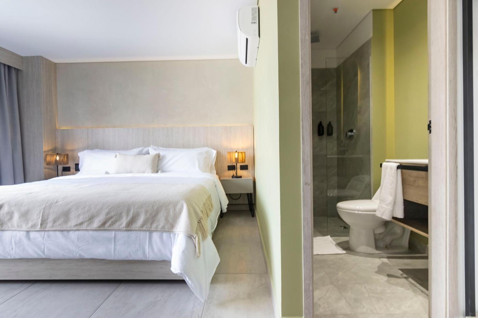 Sonata 44 Hotel Laureles 메딜린 외부 사진