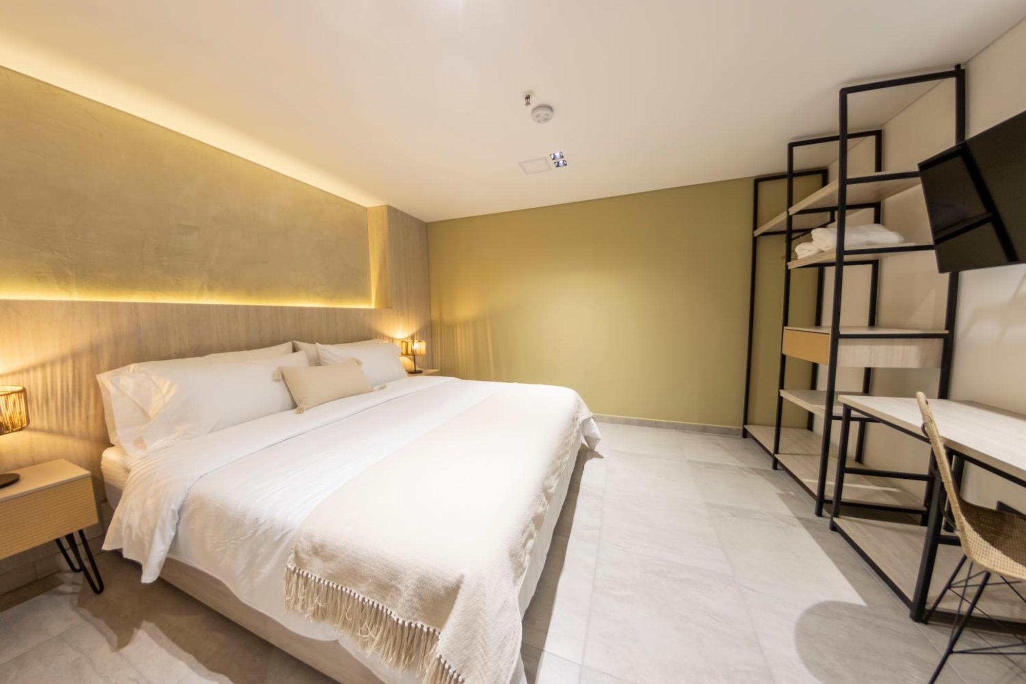 Sonata 44 Hotel Laureles 메딜린 외부 사진